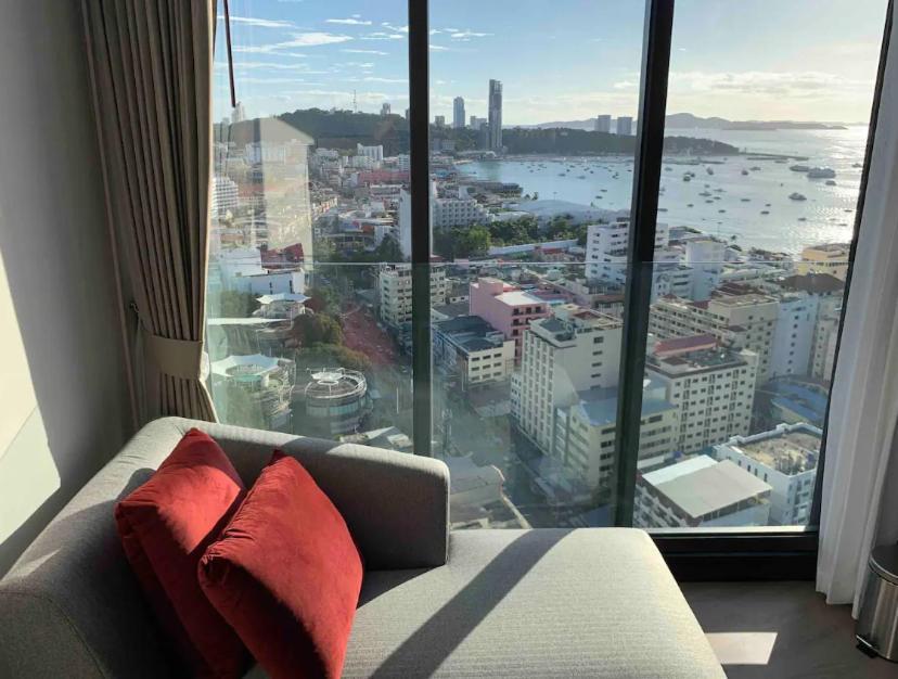Edge Central Pattaya Seaview Residence ภายนอก รูปภาพ